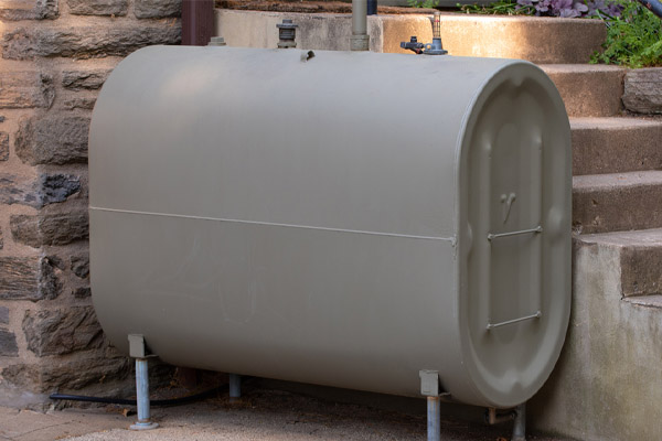 image of an above ground heating oil tank