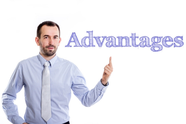 Man pointing at advantages word written on a virtual board